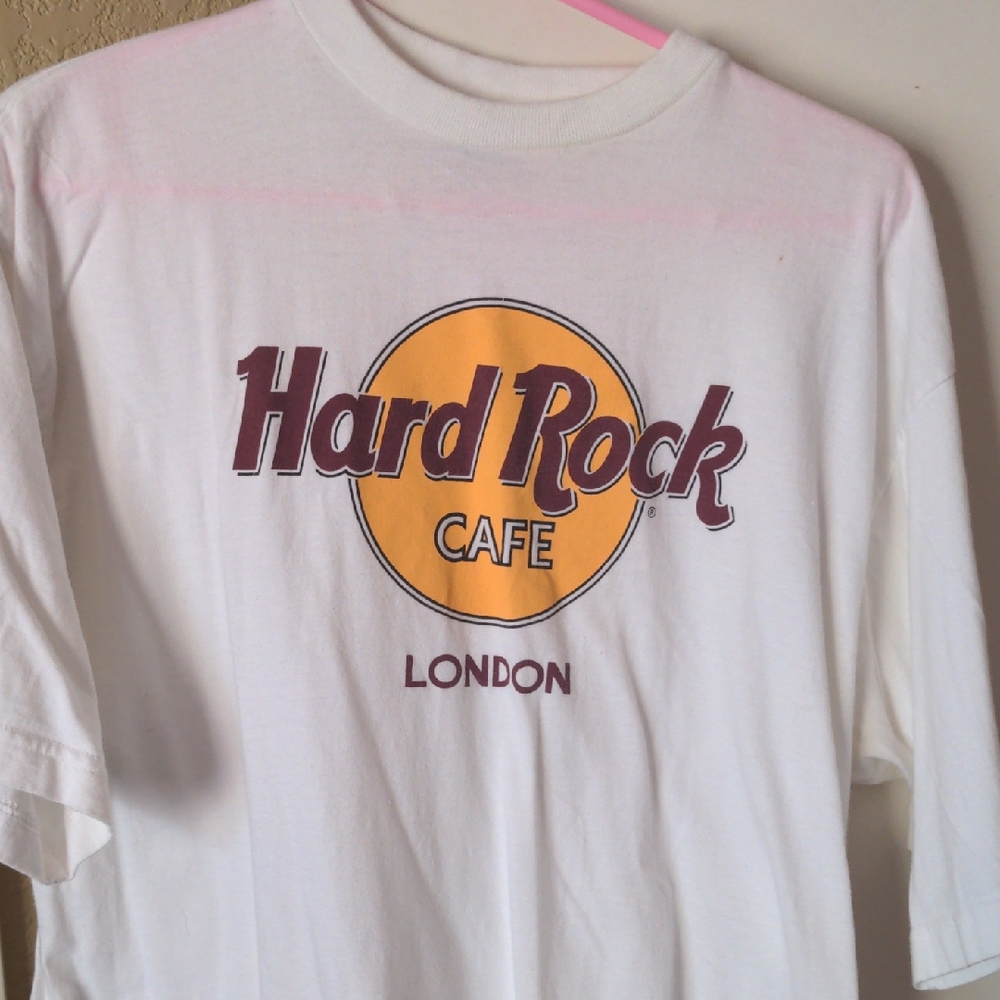 Hard Rock Cafe Kids Tee in White and Yellow